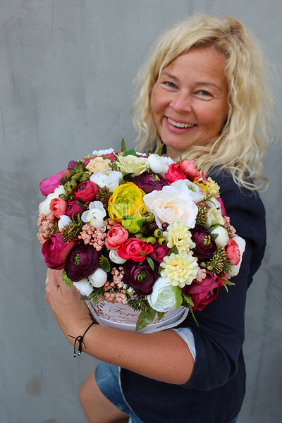 kompozycja kwiatowa Pożegnanie Lata / bukiet Flowerbox wys.25cm