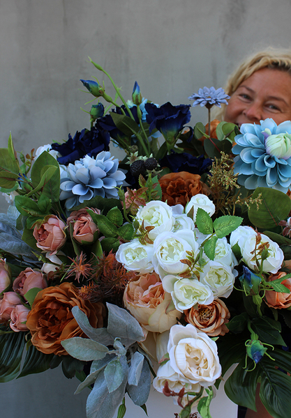 box, flowerbox, kompozycja kwiatowa Marzenia, wym.70x70x60cm 