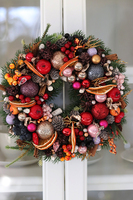 Lukella, wianek świąteczny, wym.27cm