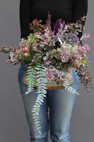 kompozycja kwiatowa w ceramicznym naczyniu, Verona Medina Big, wys.33cm