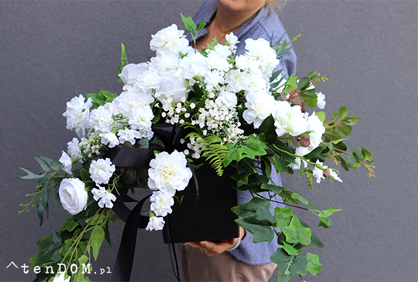 Malano 2, kompozycja kwiatowa / dekoracja nagrobna, wys.48cm 