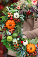 atrakcyjny wianek z dyniami, Sadowa Fantazja II, śr.34cm