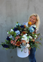 box, flowerbox, kompozycja kwiatowa Marzenia, wym.70x70x60cm 