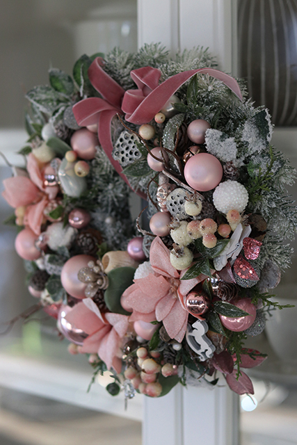 elegancki wianek zimowy, Lukrecja, wym.30cm