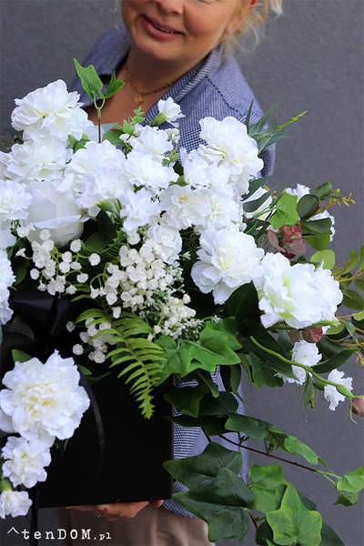 Malano 2, kompozycja kwiatowa / dekoracja nagrobna, wys.48cm 