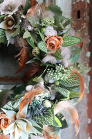 Sukulento, wielkanocny wianek z rudymi piórami, śr.38cm