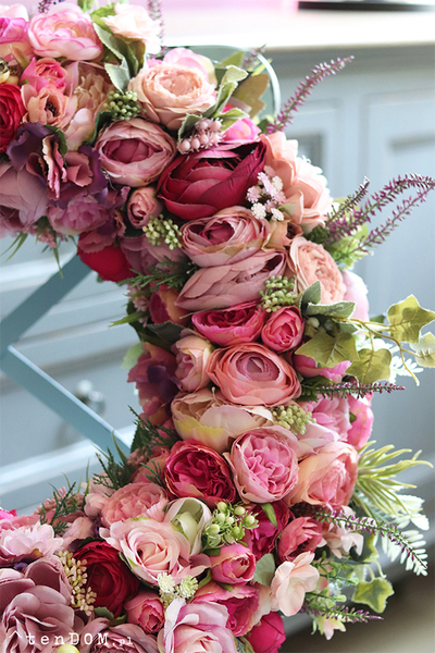 duży kwiatowy wianek na drzwi, Honorra, śr.50cm