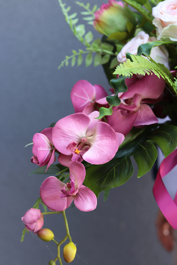 Lumilla, elegancka kompozycja nagrobna / bukiet, dł.50cm