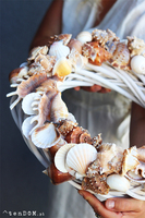 Bogactwo Plaży, marynistyczny wianek z brązowymi muszlami, śr.38cm