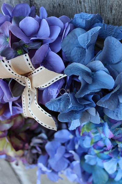 Niebiesko-Fioletowa Hortensja wianek na drzwi, śr.35cm  