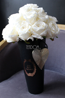 kompozycja kwiatowa / bukiet Flowerbox Roses Heart wys.45cm