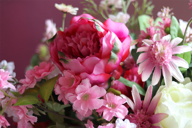 barwna kompozycja kwiatowa w pucharze, Maracuja, wym.50x65cm