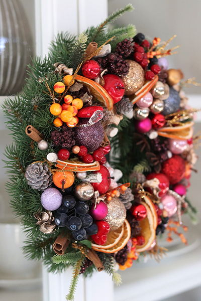 Lukella, wianek świąteczny, wym.27cm