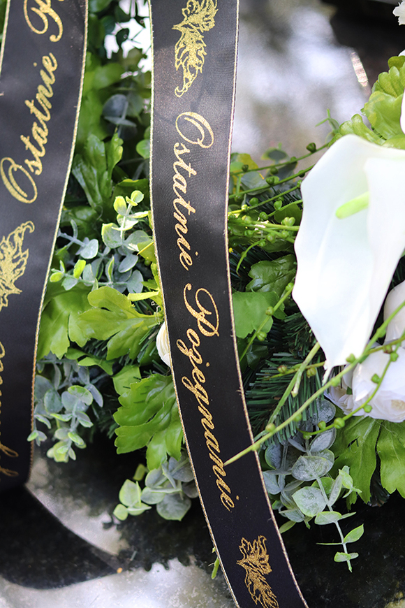 elegancki wieniec / wiązanka nagrobna ze wstęgą, Zielone Marzenie II, śr.66cm