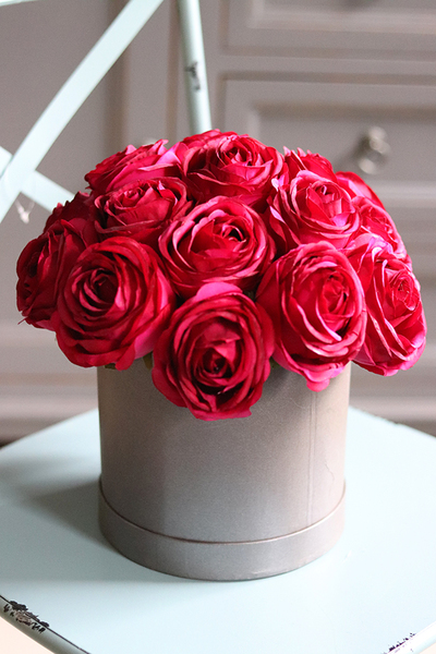 elegancki flowerbox z cyframi, Jubileo Amarantino, wys.34cm