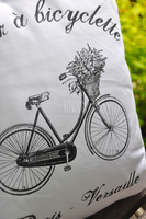 poduszka dekoracyjna biała Bicyclette 43x43cm