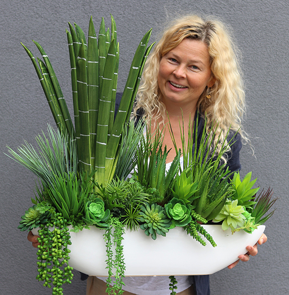 Big Laos Sukulenty, egzotyczna kompozycja w białej donicy, wym.67x67cm