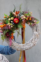 Jesienne Piękno, wianek dekoracyjny śr.30cm