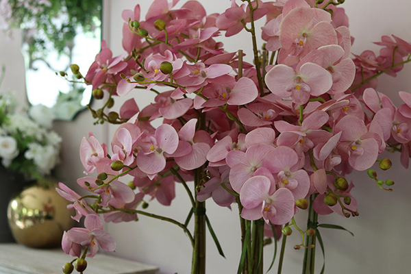 Grande Nevis Pink, sztuczny storczyk w nowoczesnej donicy, wys.165cm