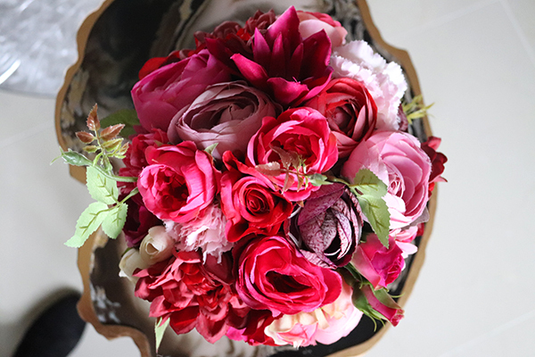 flowerbox z różowych kwiatów, Terenota Green, wys.28cm