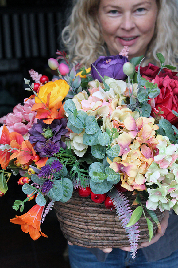 Mgła nad Polami jesienna kompozycja kwiatowa / bukiet w koszu 37x55x40cm 