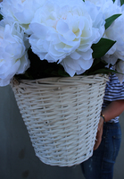 bardzo bogaty kosz z peoniami Biała Dama, wys.67cm 