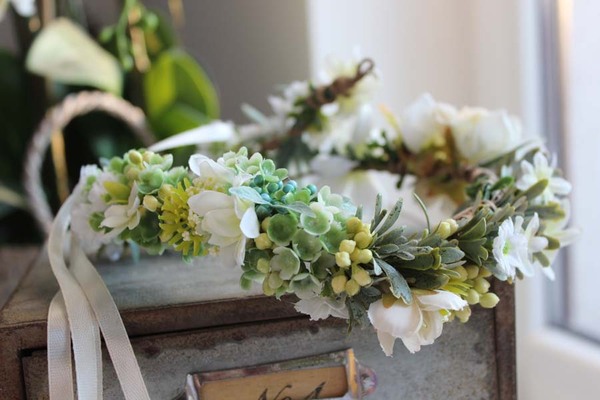 Lotta, komunijny kwiatowy wianek na głowę, rozmiar uniwersalny