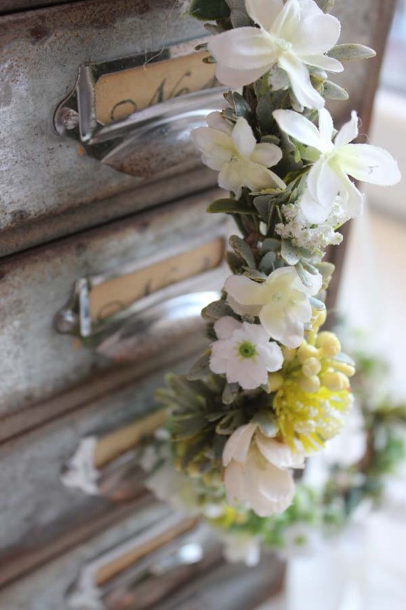 Lotta, komunijny kwiatowy wianek na głowę, rozmiar uniwersalny