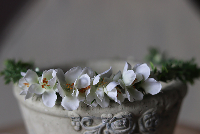 Britta komunijny kwiatowy wianek na głowę, rozmiar uniwersalny