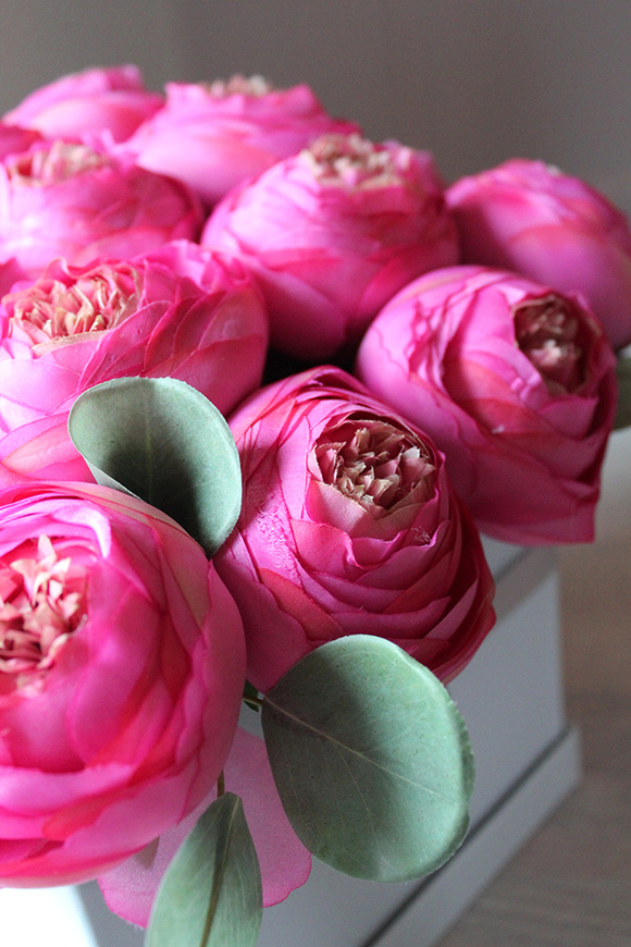 box kwiatowy Jubileo na prezent Rosalia "20", wys. 24cm 