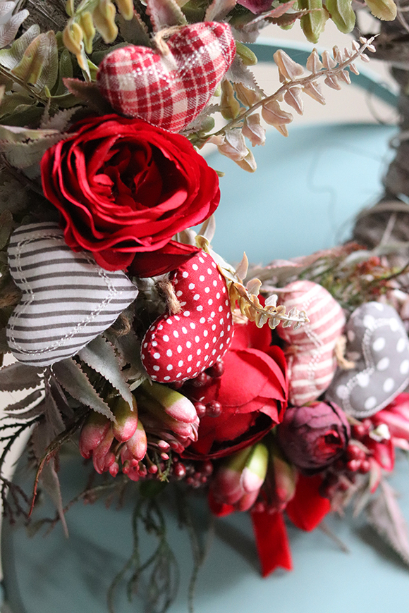 atrakcyjny walentynkowy wianek z sercami, Bello, śr.35cm  