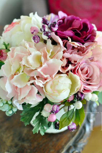 kompozycja kwiatowa / bukiet Estella, wys.27cm