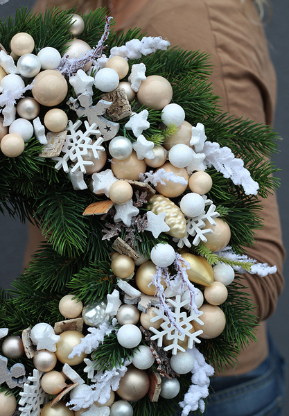 Glamour by Green Canoe, bożonarodzeniowy wianek na drzwi, śr.40cm