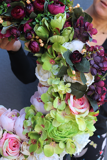 Caryca Katarzyna Persja, efektowny duży wieniec na drzwi, śr.56cm