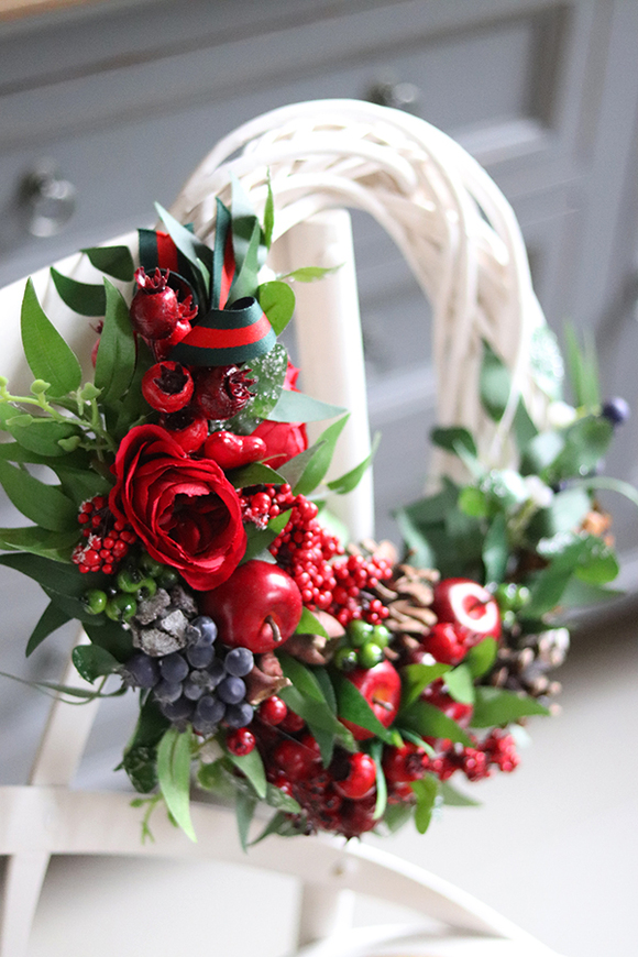 asymetryczny wianek z owocami, Walentynkowy Dzień, śr.42cm 