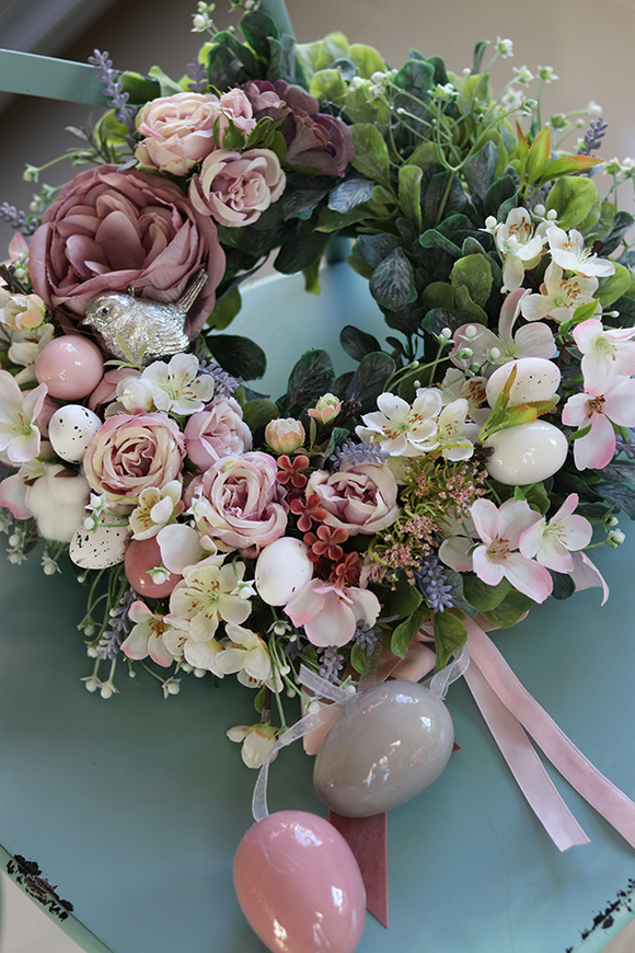 Fiolettina, wielkanocny wianek z zawieszką, śr.30cm 