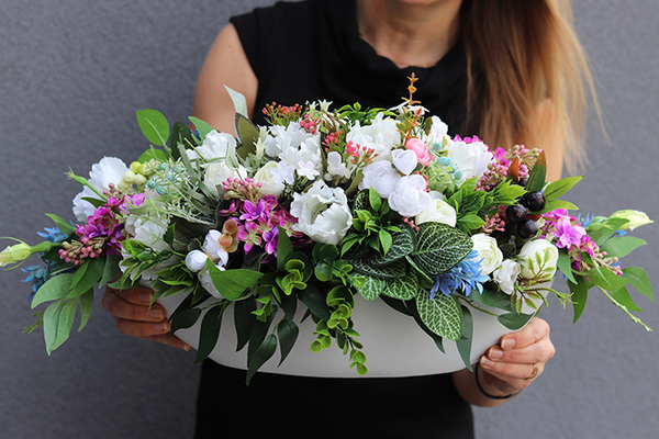 barwna kompozycja kwiatowa, Wiosenny Czas, wys.25cm