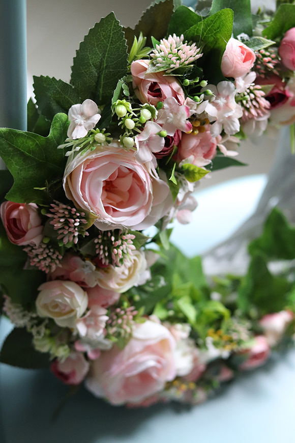 Abella New, subtelny wianek na drzwi, śr.30cm