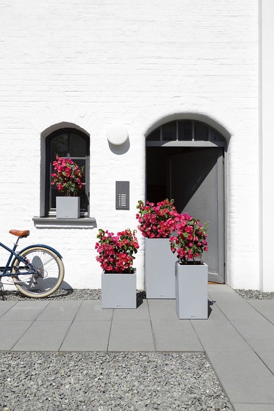 Canto Stone, elegancka donica z nawadnianiem, szara, wym.14x14cm