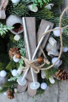 Dzwoneczki dekoracja świąteczna / wianek na drzwi, śr.27cm