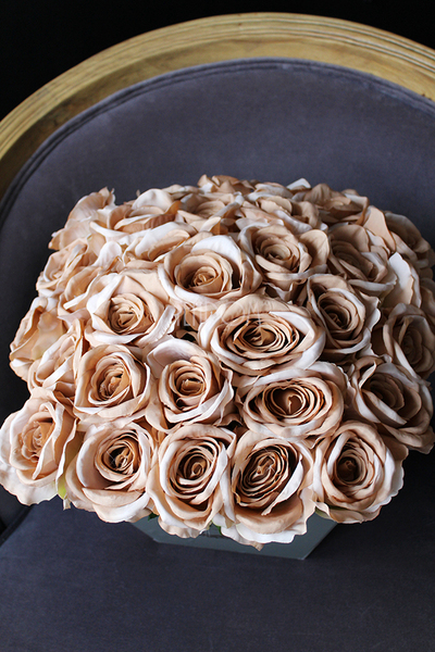 kompozycja kwiatowa / bukiet Flowerbox Cappucino XXL wys.35cm