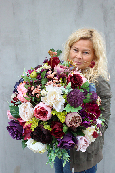 kwiatowa kompozycja nagrobna England, wys.35cm