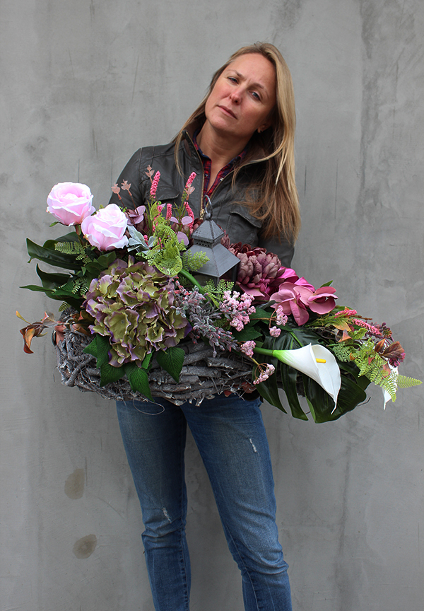 Rellato, elegancka kompozycja nagrobna, wym.30x72x50cm