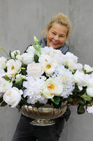 Cremona kompozycja kwiatowa w cynowanym ekskluzywnym naczyniu, dł.85cm, wys.48cm