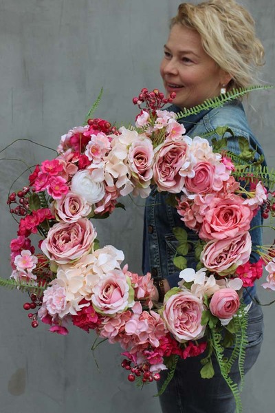 Enallo, elegancki różowy wianek, śr.48cm 