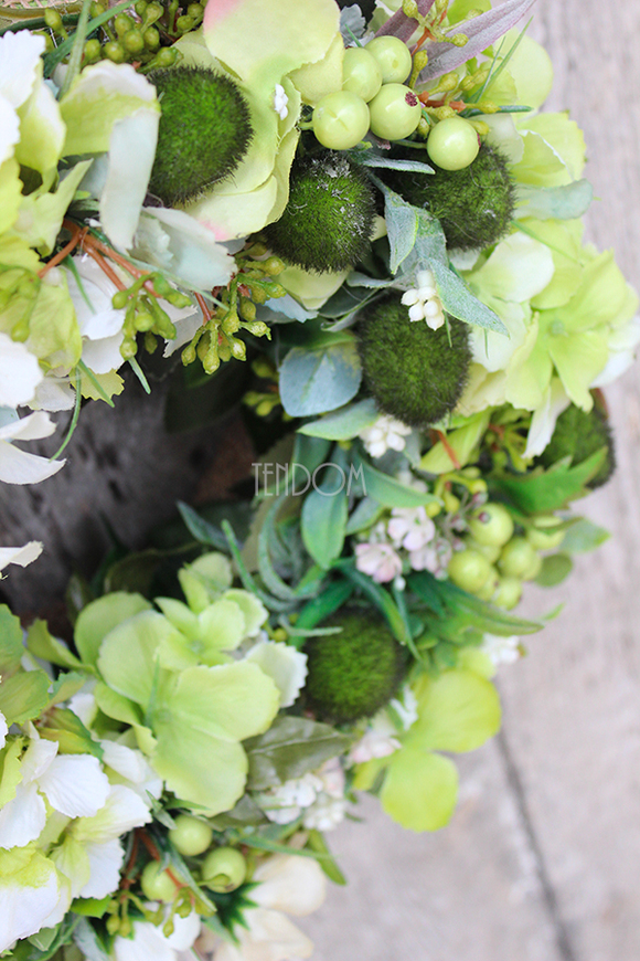 elegancki wianek na drzwi Letnia Świeżość, śr.25cm