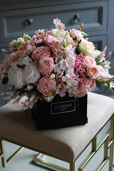 flowerbox w pastelowych barwach z bawełną, Resetto, wys.40cm