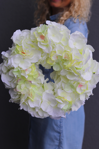 Hortensja Biella White, wianek na drzwi lub stół, śr.30cm 