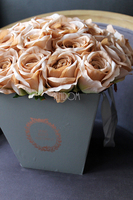 kompozycja kwiatowa / bukiet Flowerbox Cappucino XXL wys.35cm