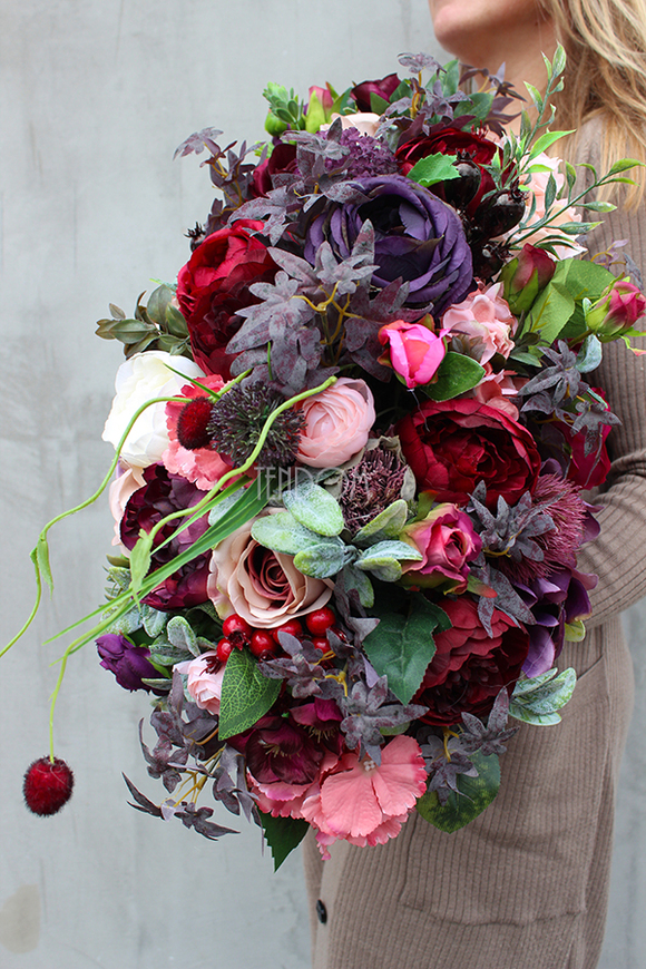 efektowna kwiatowa kompozycja Laos England wym.55x36x30cm